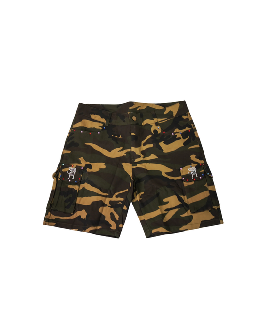 "Model wearing Shallshion Patch Cargo Shorts in urban streetwear style"